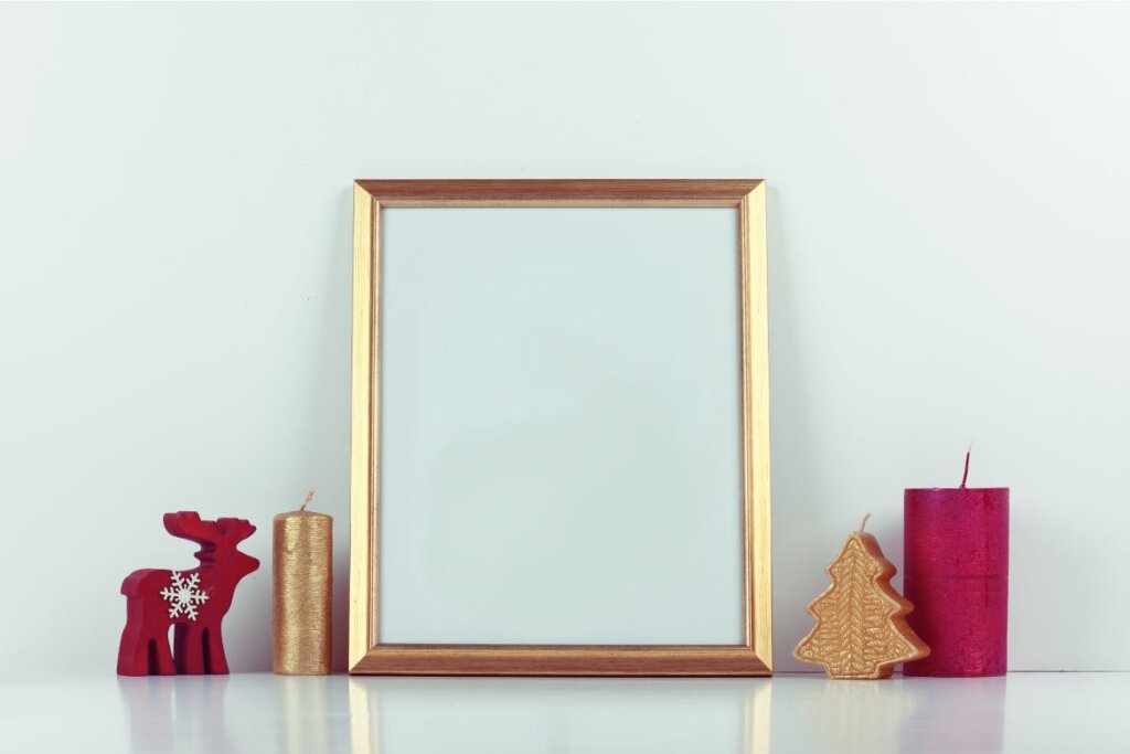 圣诞节主题概念相框模板素材样机下载Christmas Gold Picture Frame Mockup插图3